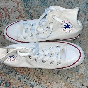 Women white converse